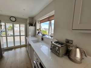 Photo 13- click for photo gallery